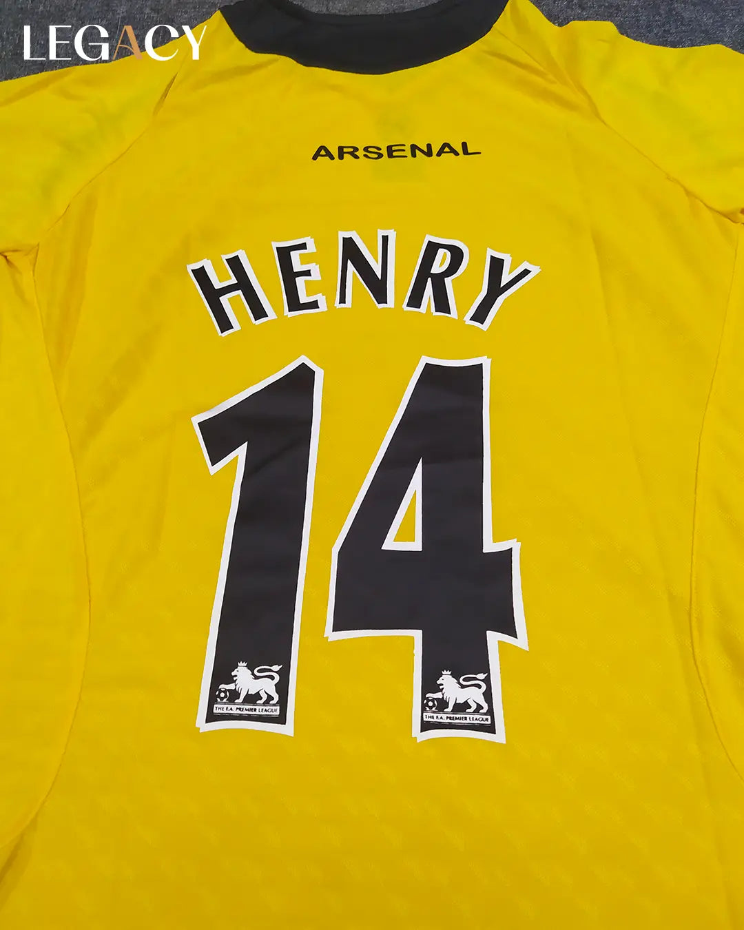 Arsenal 2005/06 Away - Henry