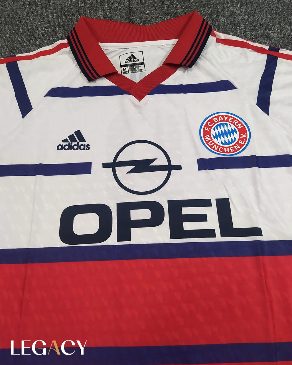Bayern Munich 1999/00 Home - Elber