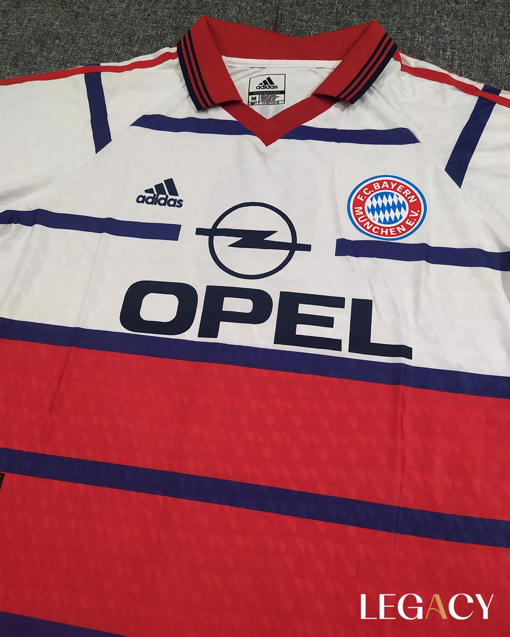 Bayern Munich 1999/00 Home - Elber