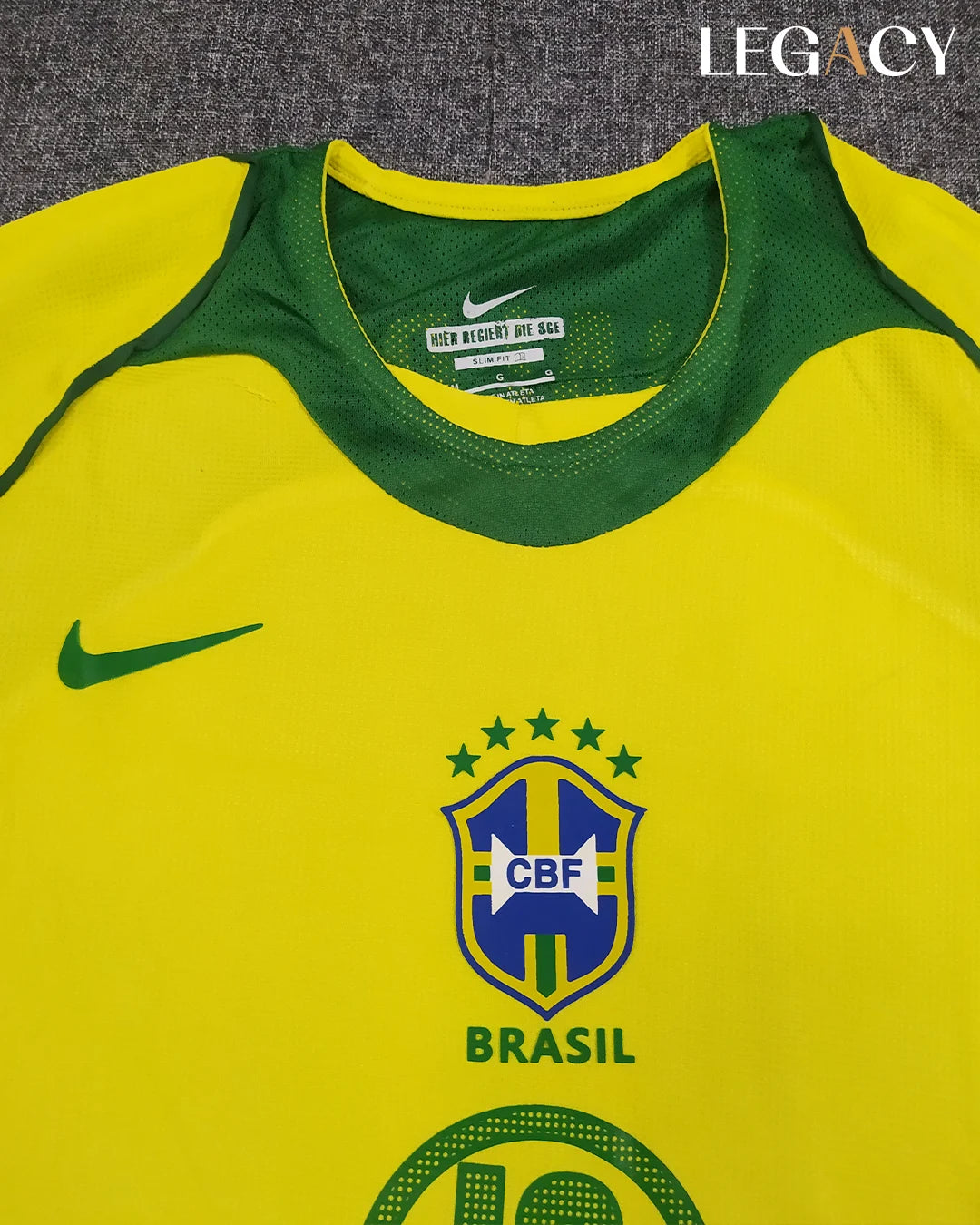 Brazil 2004 Home - Ronaldinho