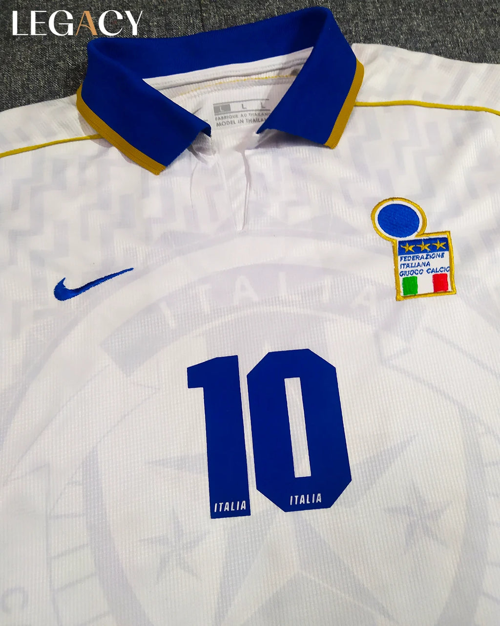 Italy 1995 Away - R.Baggio