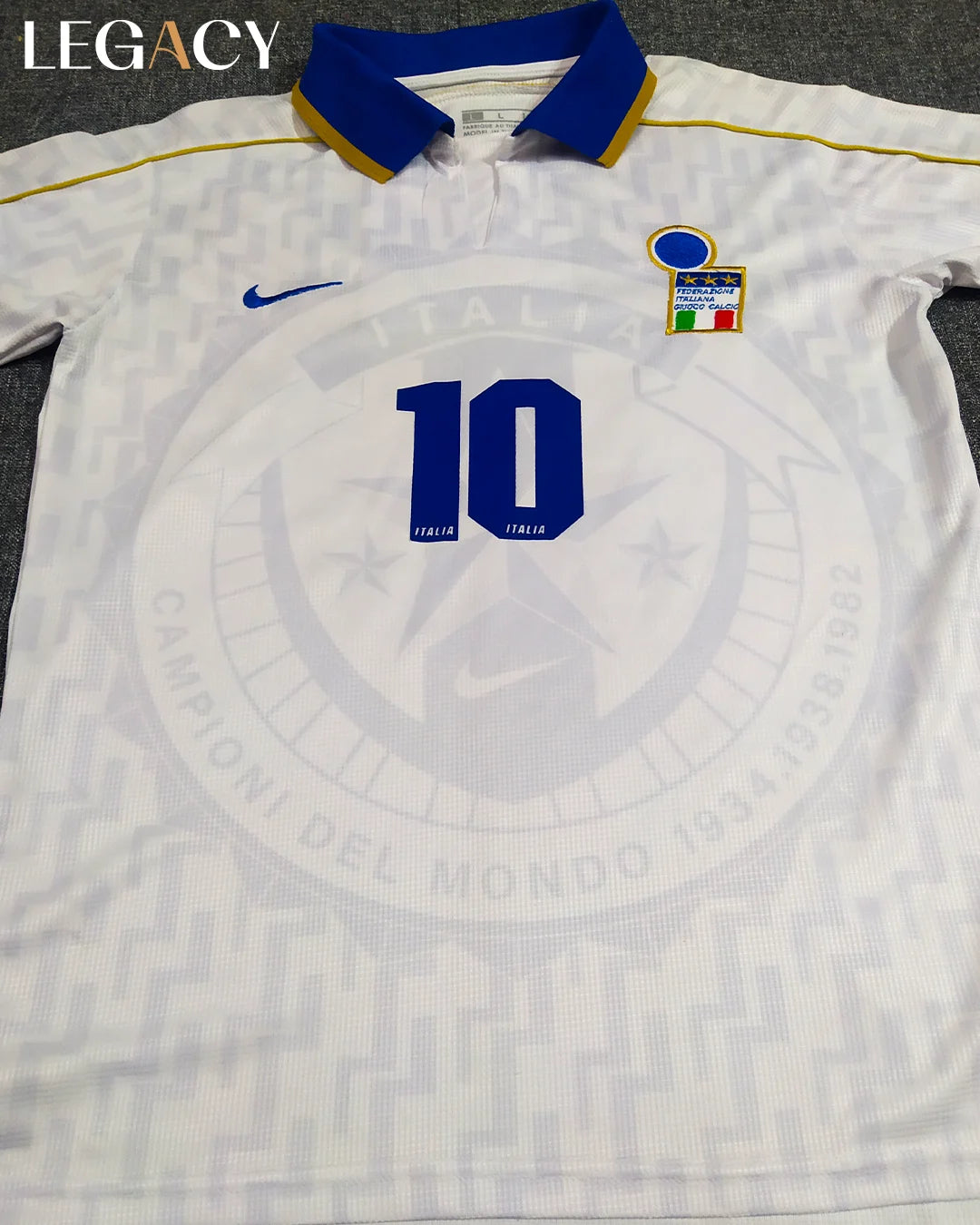 Italy 1995 Away - R.Baggio