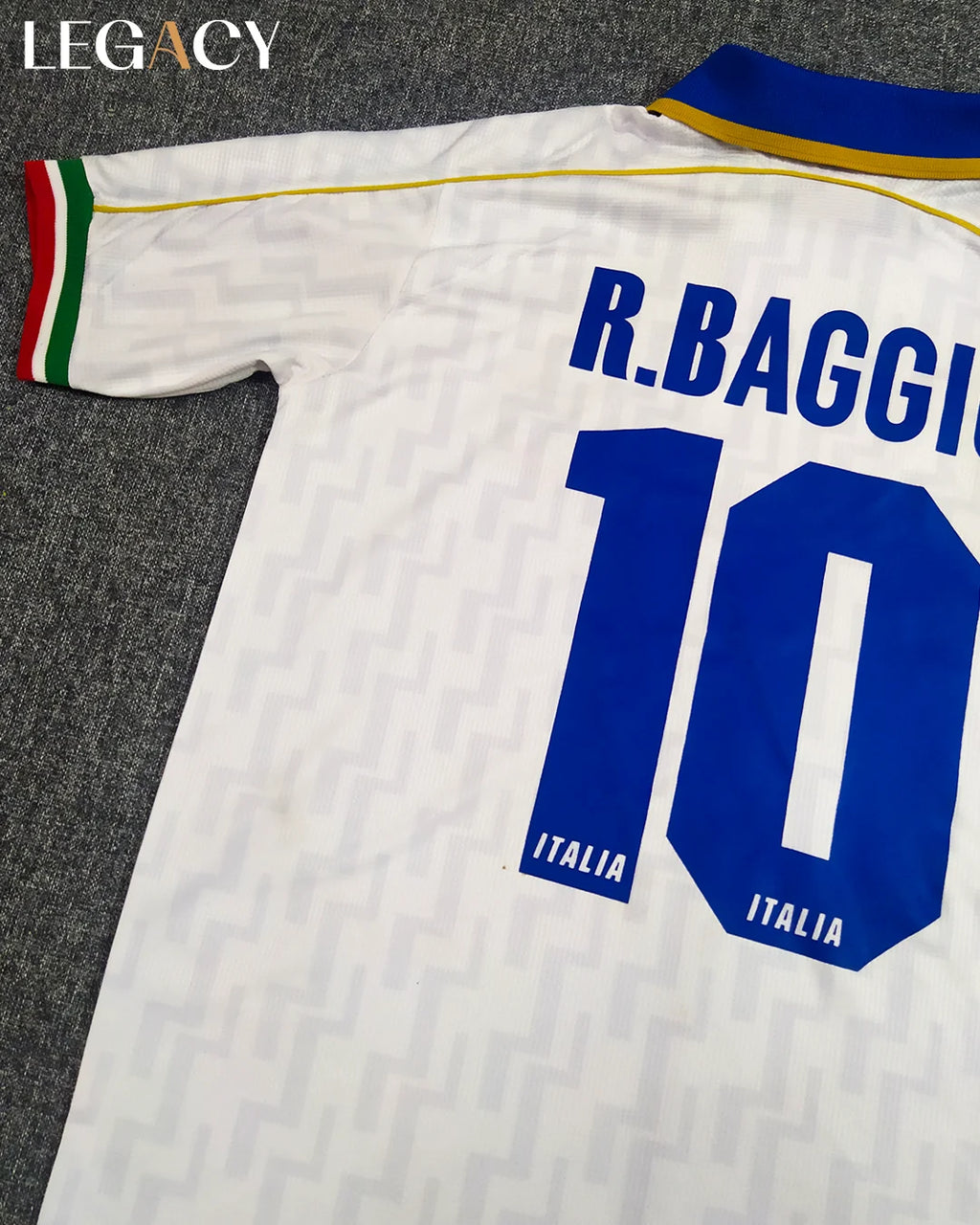 Italy 1995 Away - R.Baggio