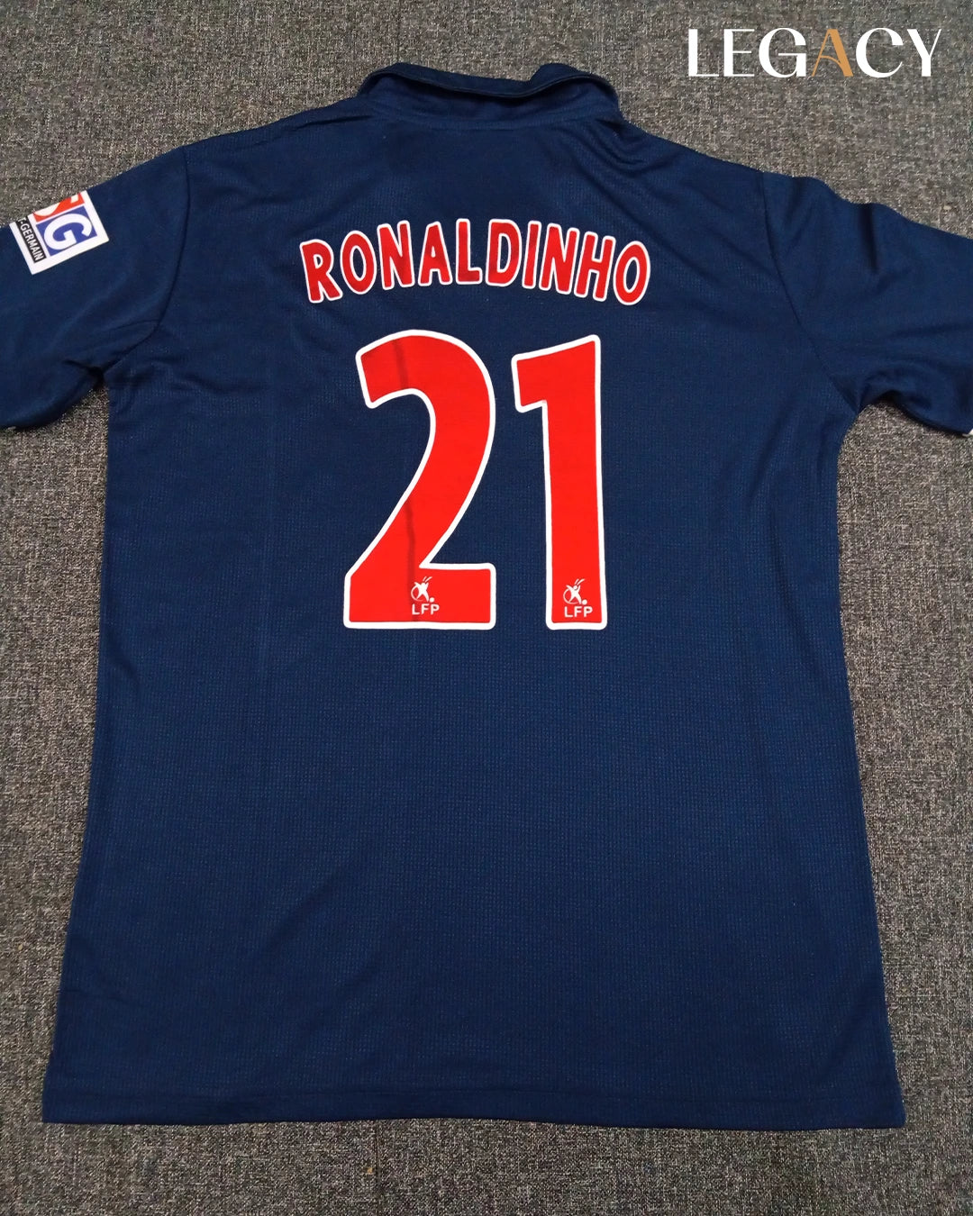 PSG 2001/02 Home - Ronaldinho