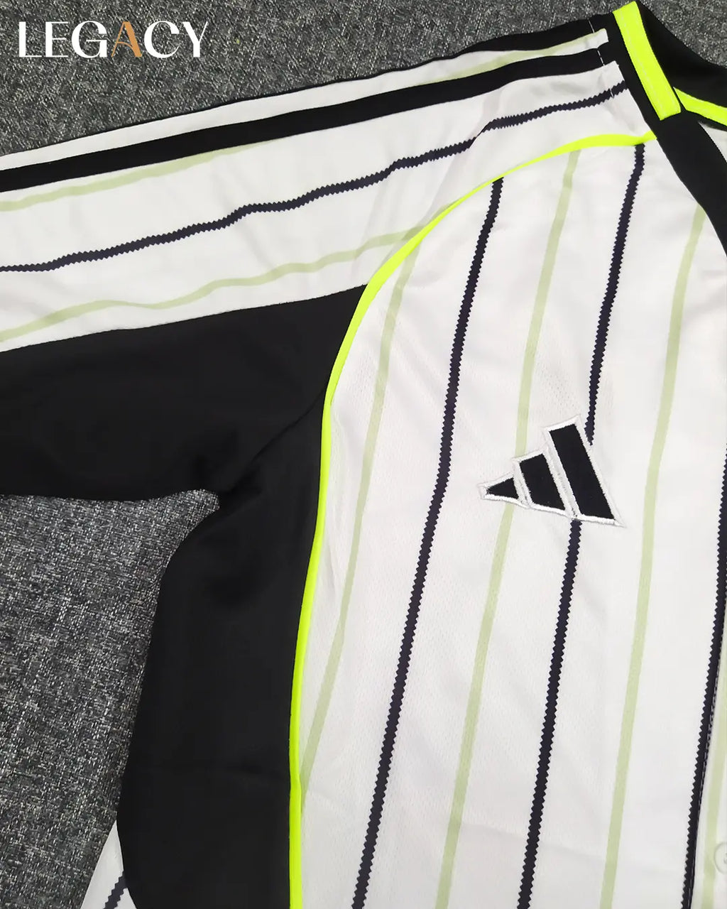Real Madrid US Pack Shirt