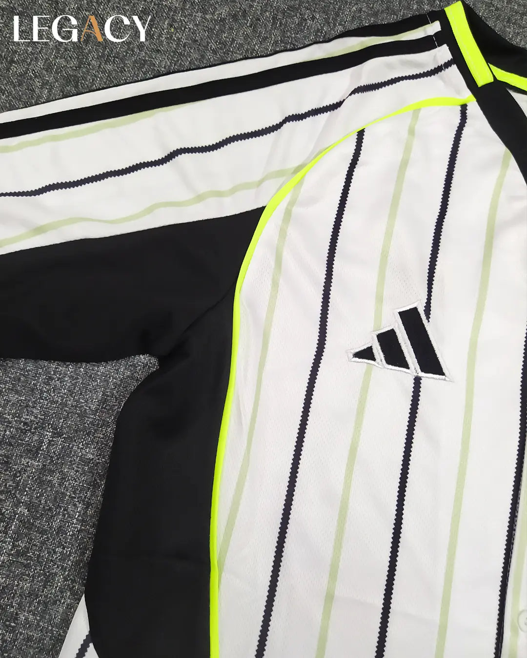 Real Madrid US Pack Shirt