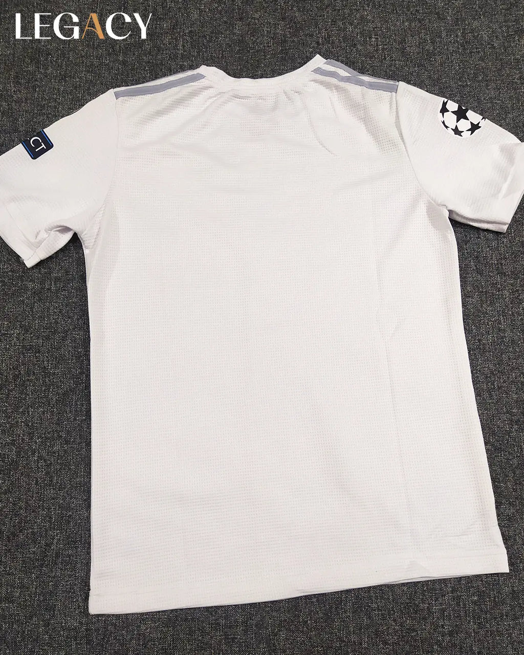 Real Madrid 2015/16 Home