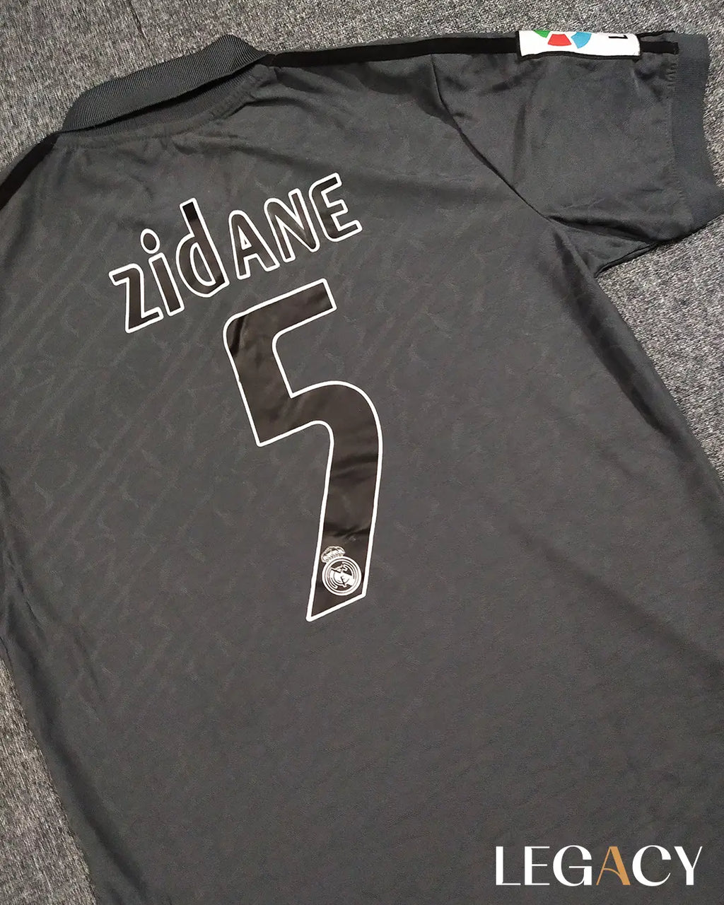 Real Madrid 2005/06 3rd jersey - Zidane
