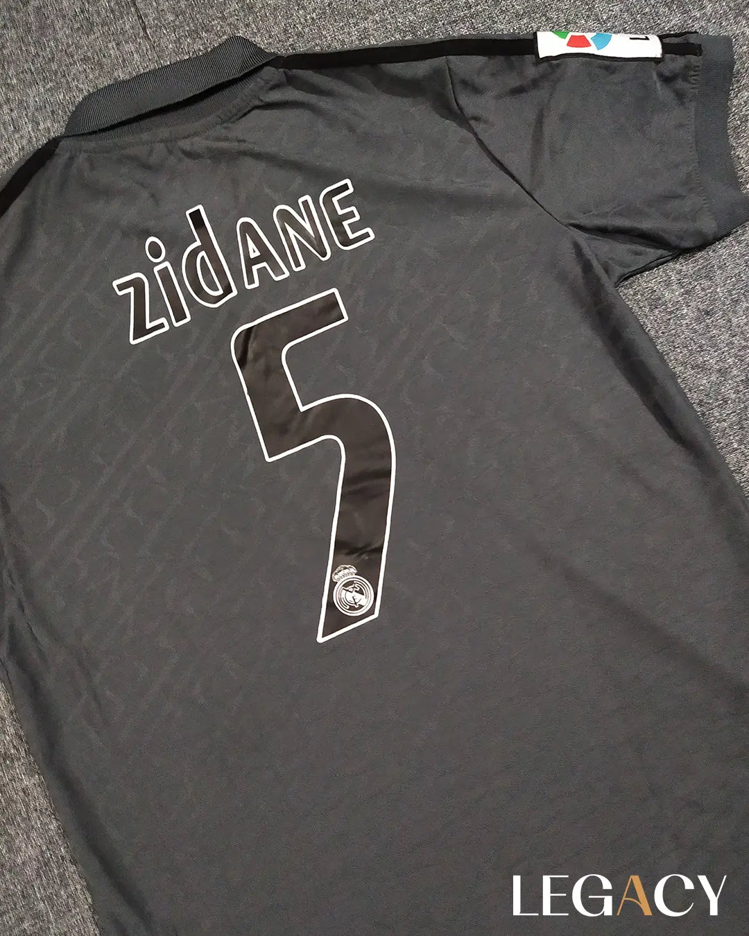 Real Madrid 2005/06 3rd jersey - Zidane